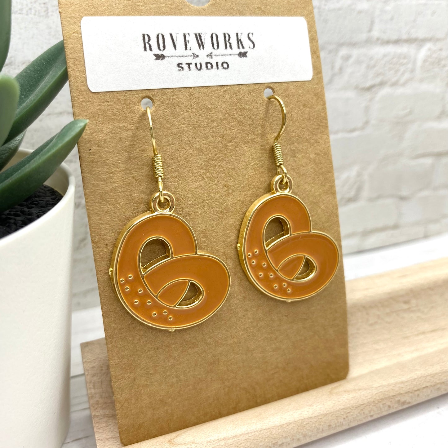 PRETZEL Earrings