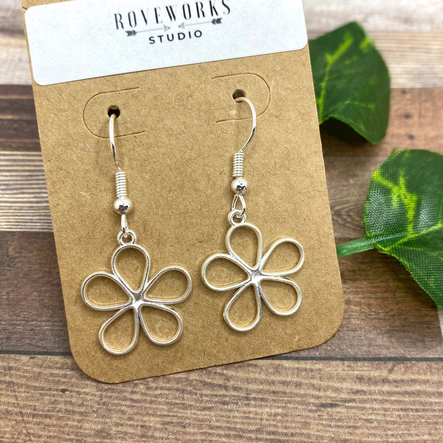 Pretty Daisy FLOWER Earrings