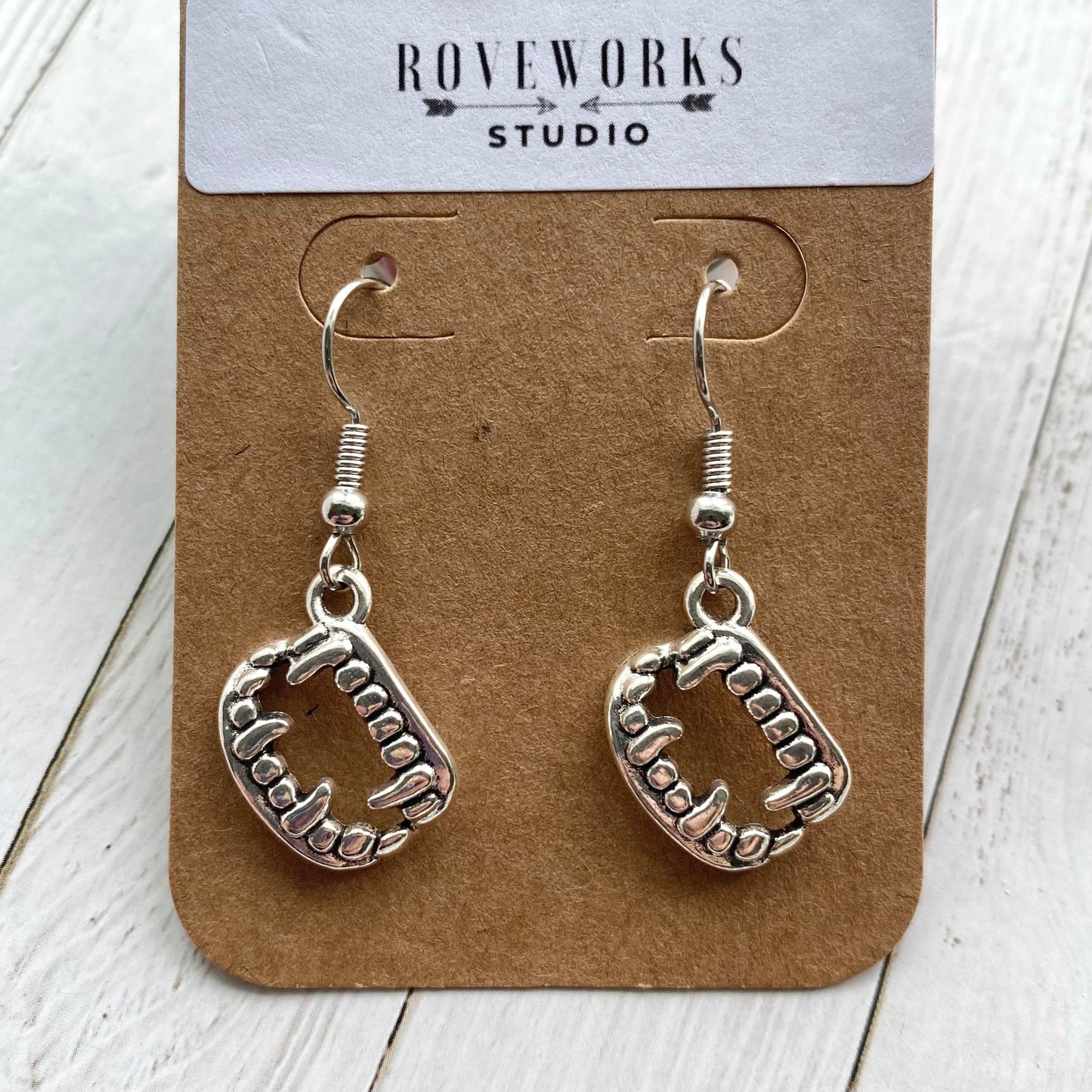 HALLOWEEN FANG Earrings