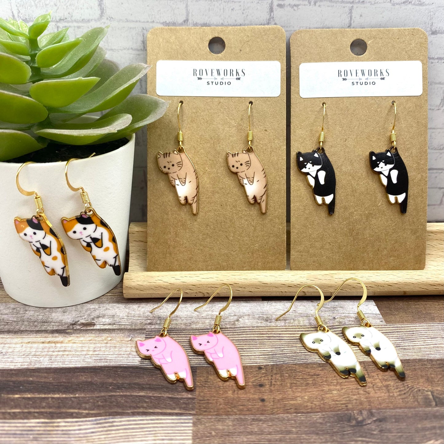 HANGING KITTEN Earrings