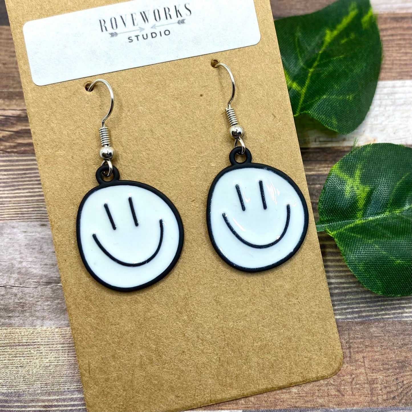 HAPPY FACE Smile Earrings