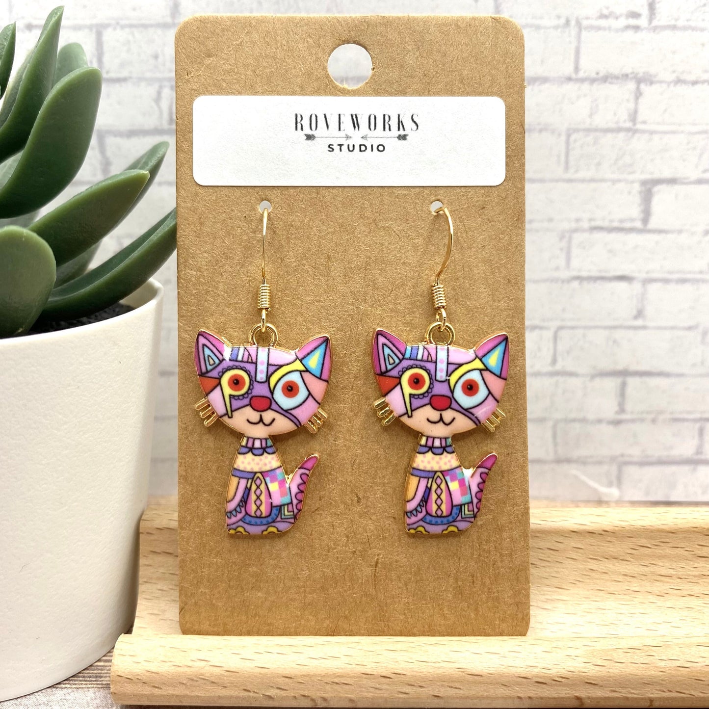 SITTING PRETTY Dangley Cat Earrings