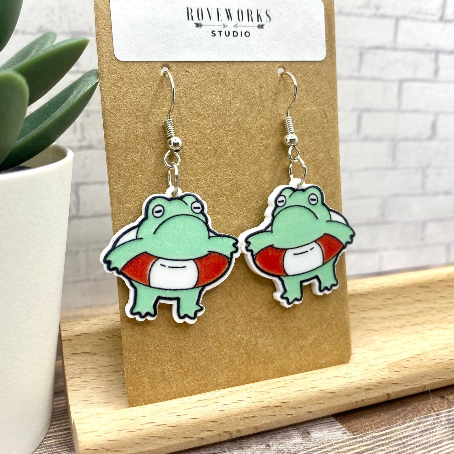 FLOATY FROG Earrings