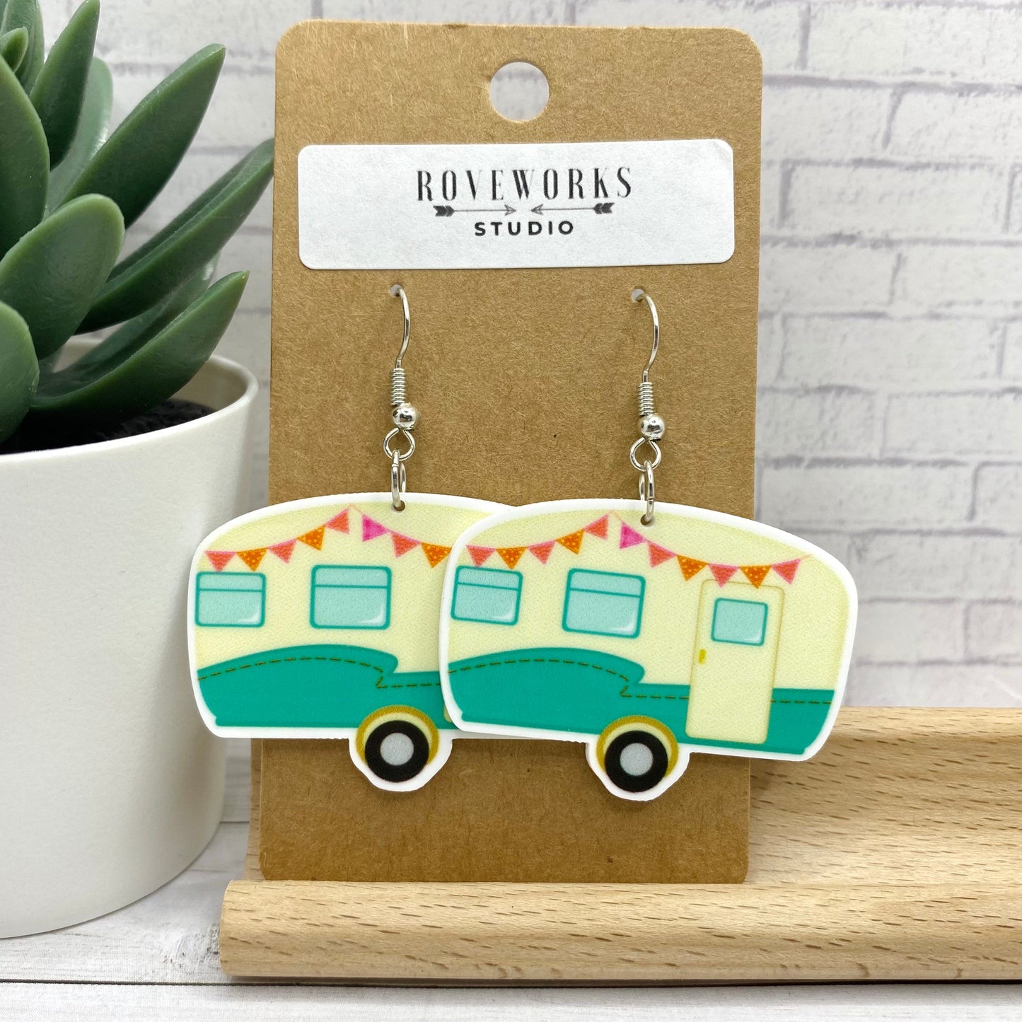 HAPPY CAMPER Vintage Trailer Earrings