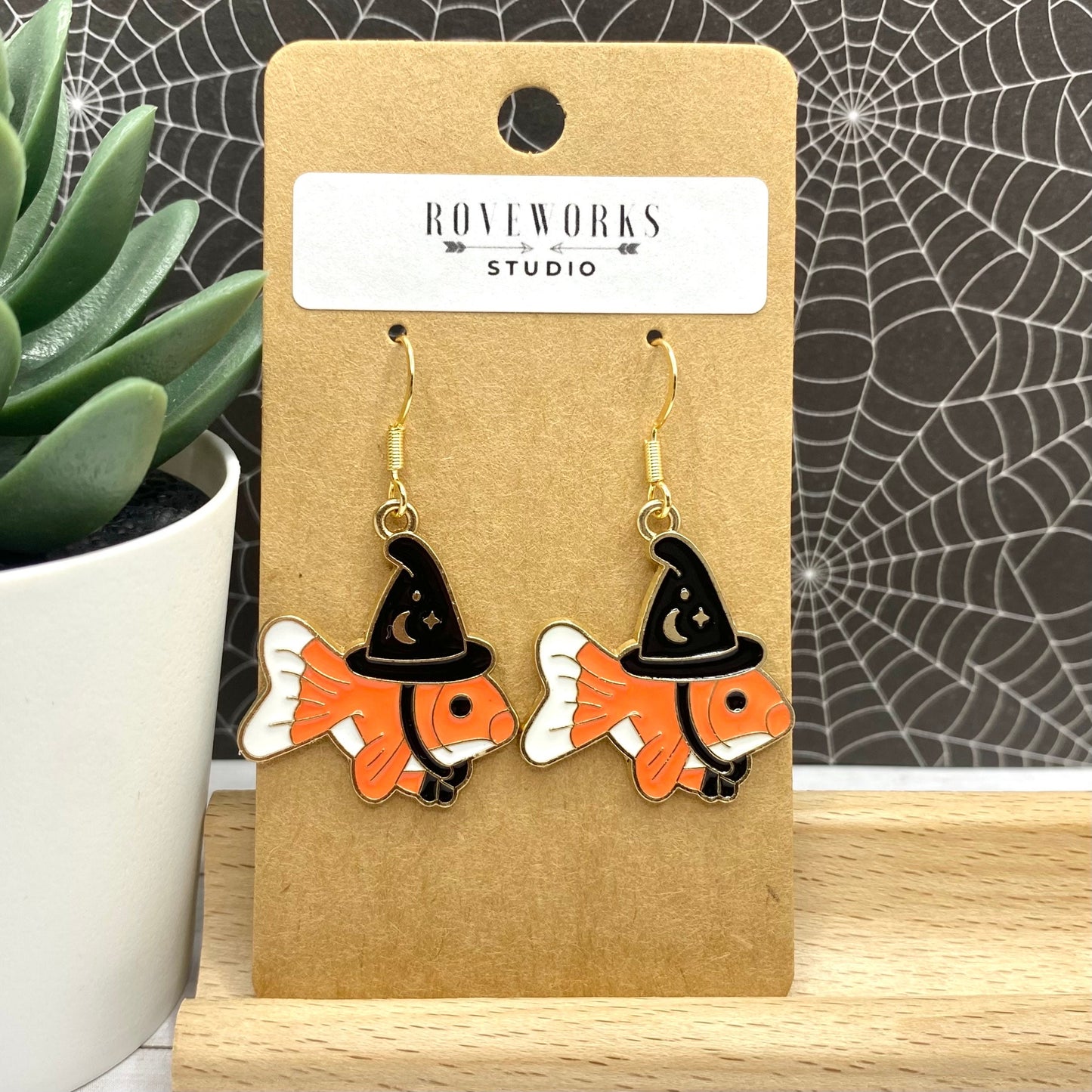 GOLDFISH WITCH Earrings