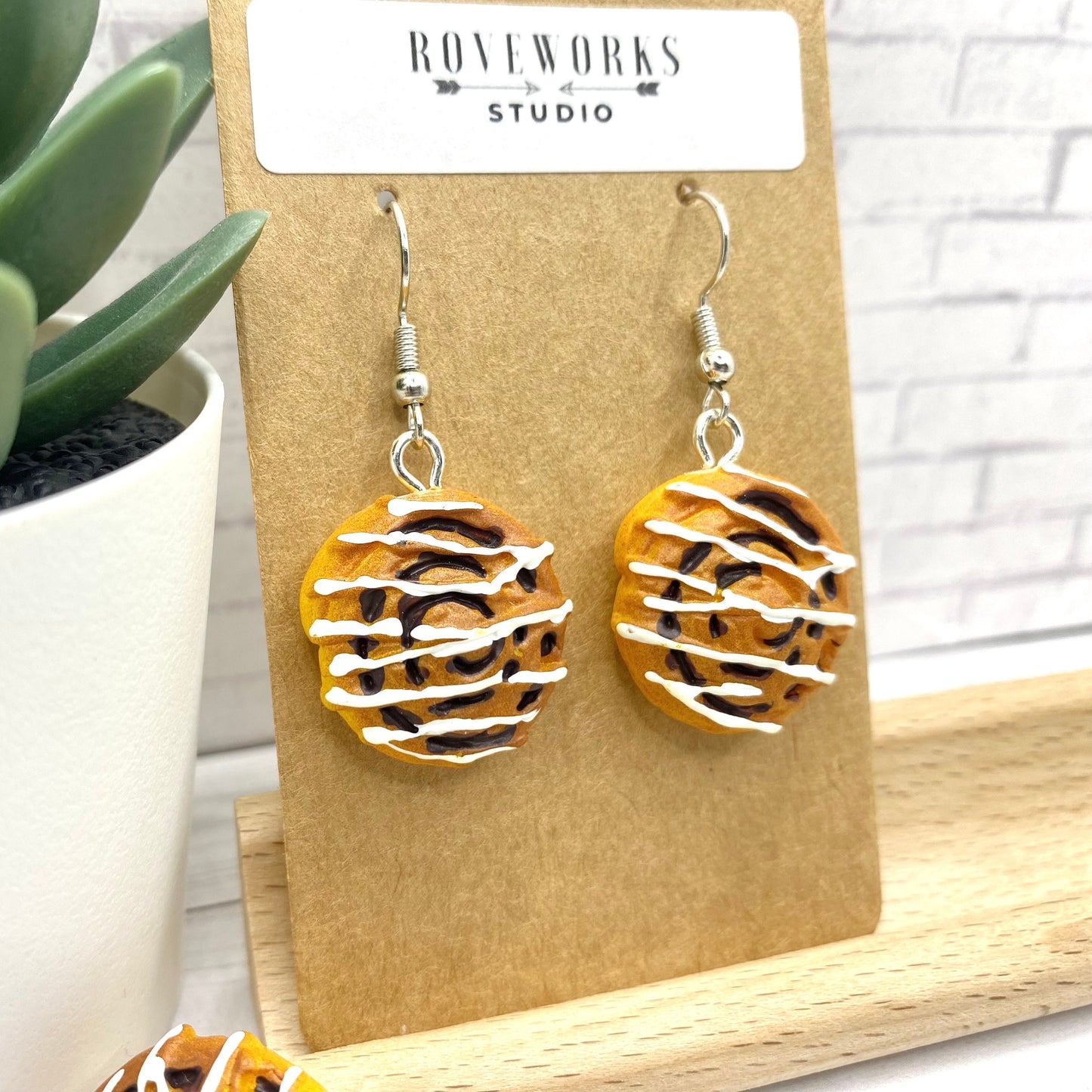 Bread & CINNAMON ROLL Earrings