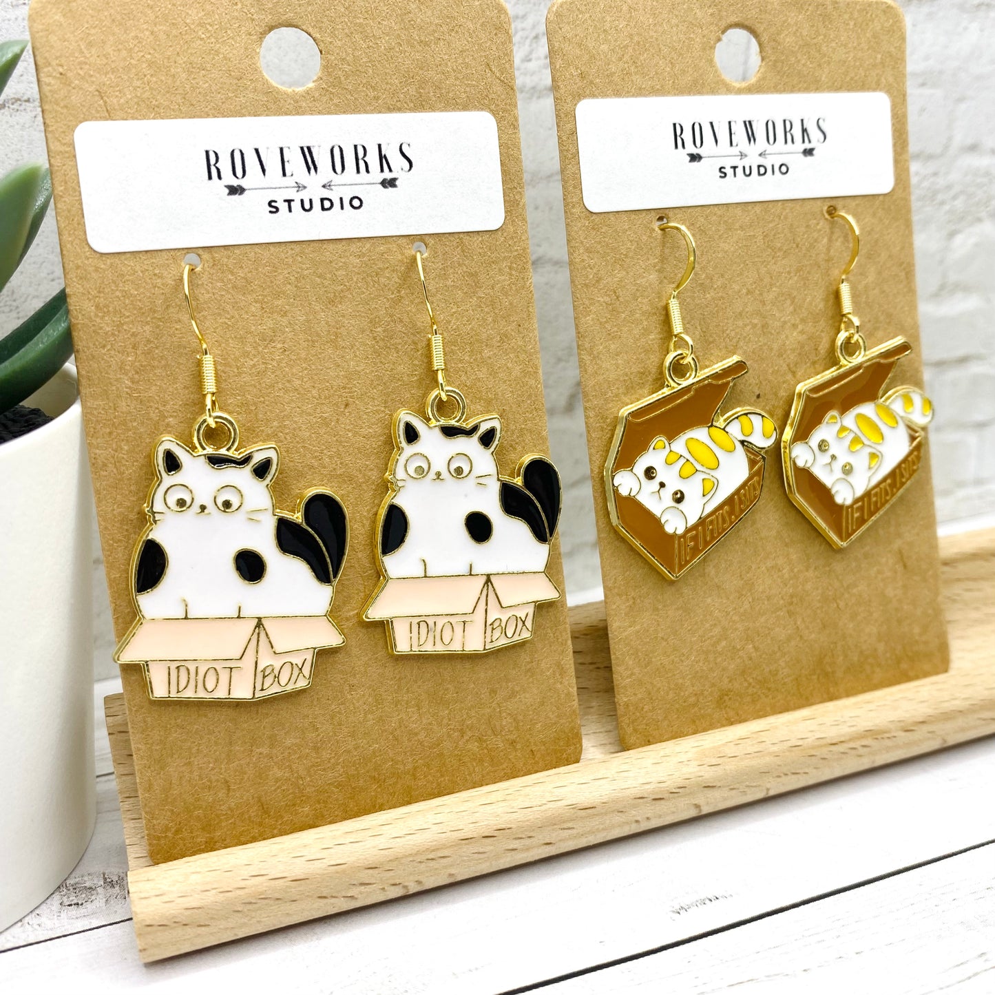 CATS IN BOXES Earrings