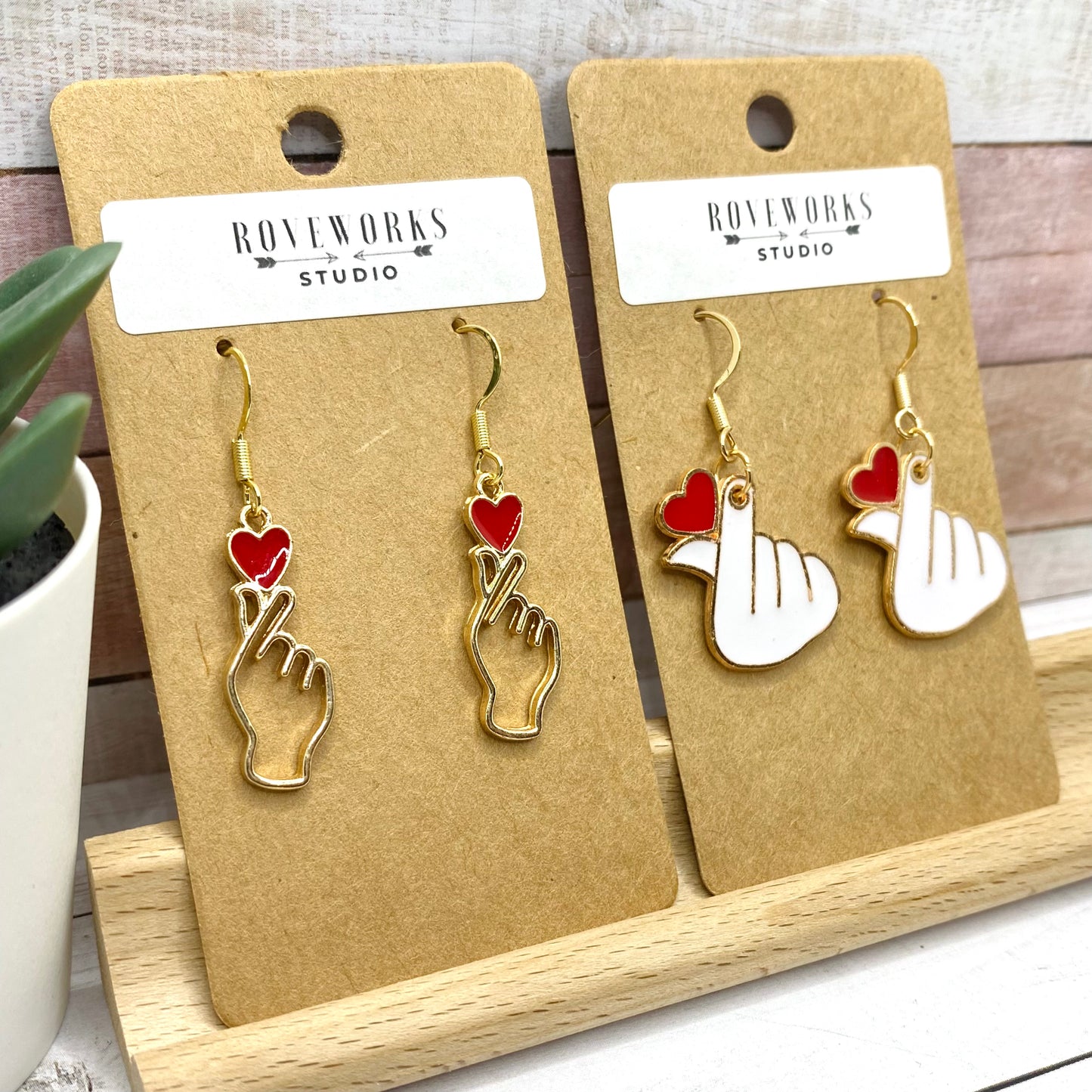 FINGER HEART Earrings