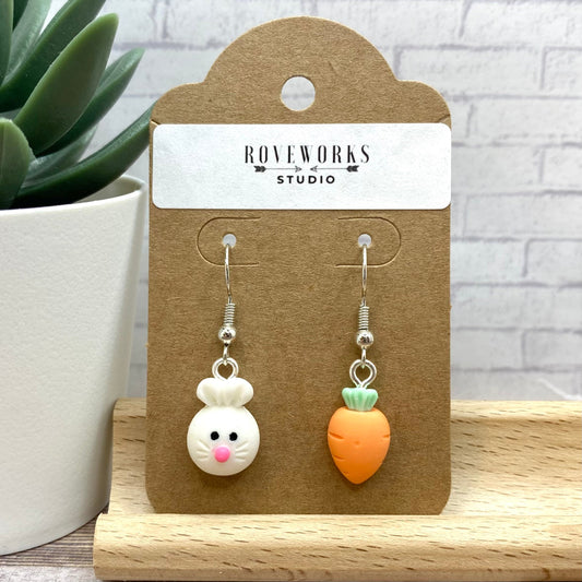 BUNNY & CARROT Mismatched Earrings