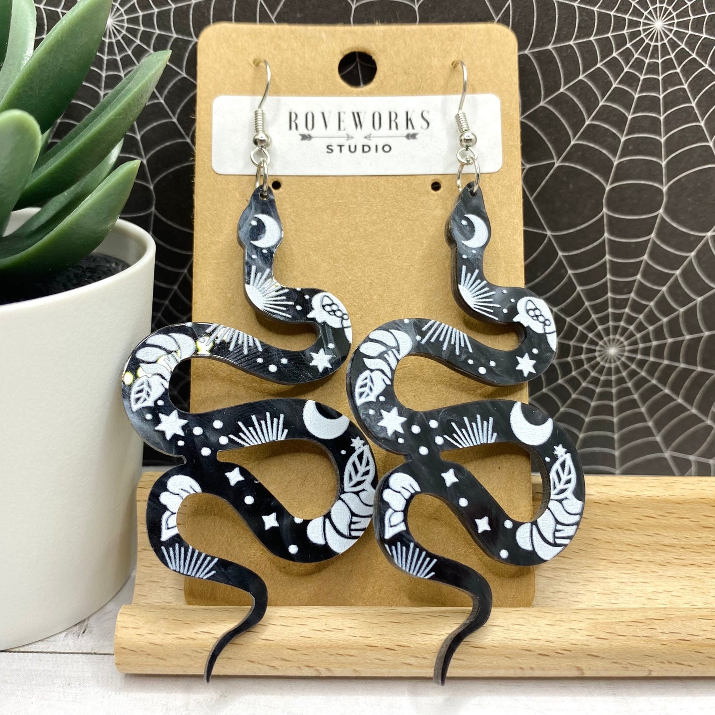 Pretty SNAKE EARRINGS