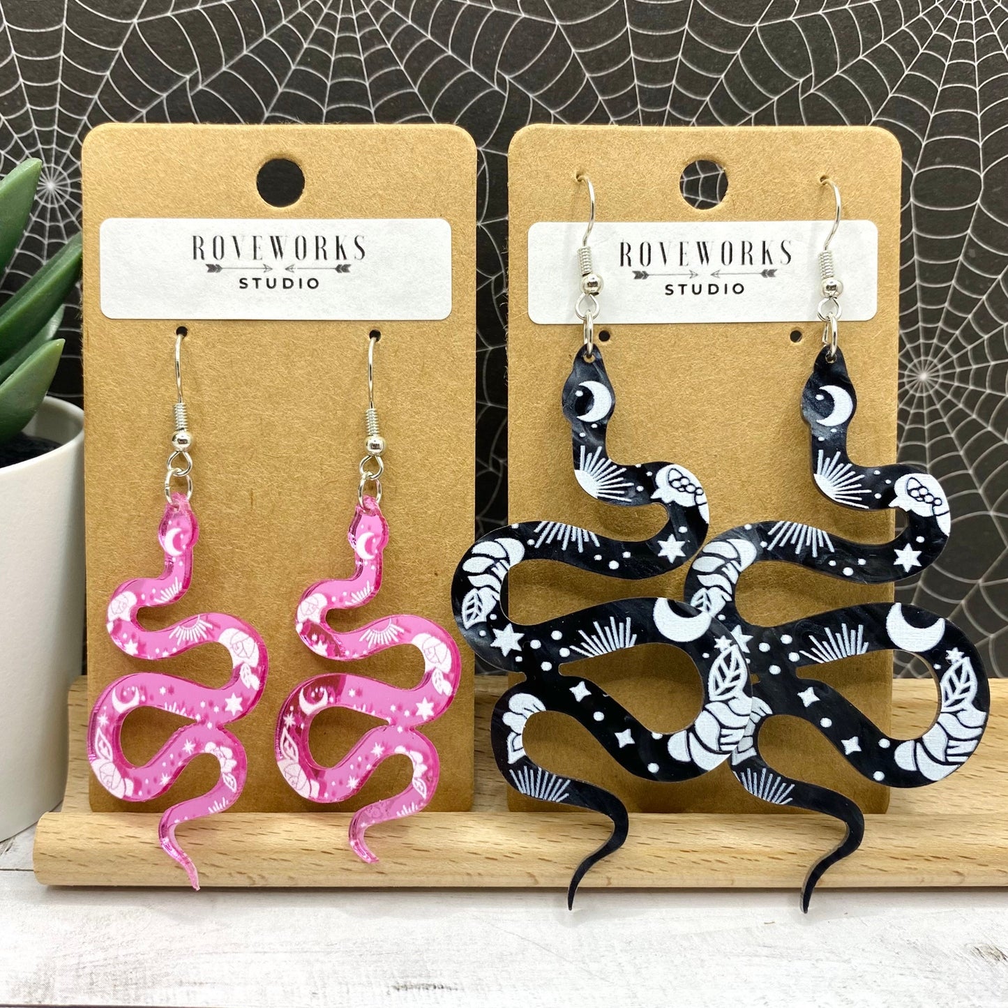 Pretty SNAKE EARRINGS